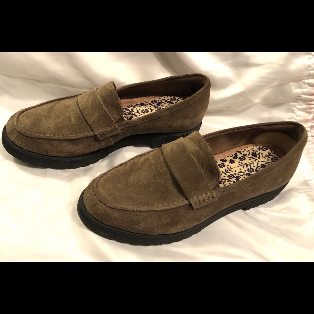 Clarks Women's suede loafers